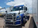 2015 FREIGHTLINER  - Image 2.