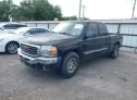 2004 GMC  - Image 2.