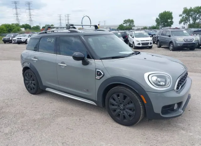 2017 MINI  - Image 1.