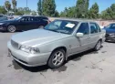 2000 VOLVO  - Image 2.