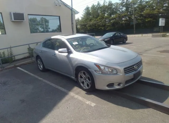 2009 NISSAN  - Image 1.