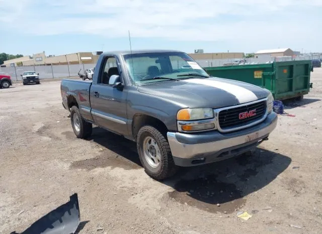 2000 GMC  - Image 1.