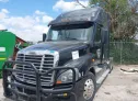 2017 FREIGHTLINER  - Image 2.