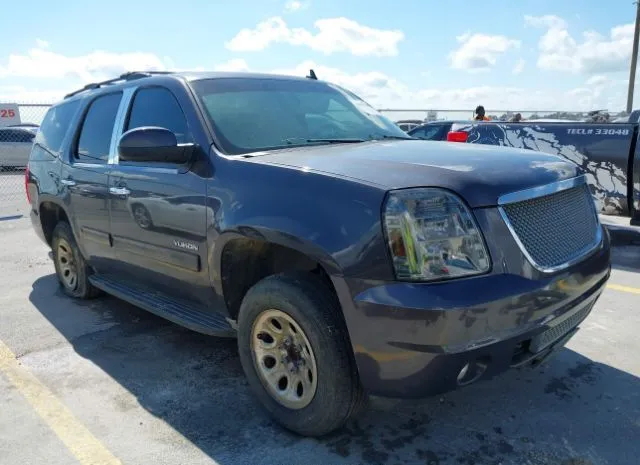 2011 GMC  - Image 1.