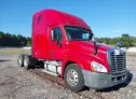 2011 FREIGHTLINER  - Image 1.