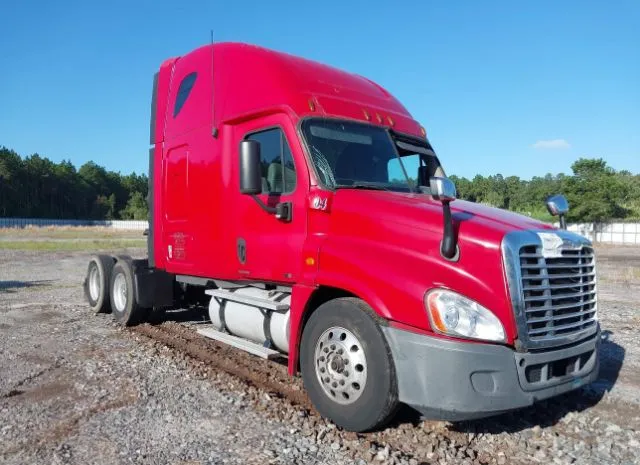 2011 FREIGHTLINER  - Image 1.