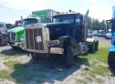 1997 PETERBILT  - Image 2.