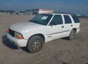 2000 GMC  - Image 2.