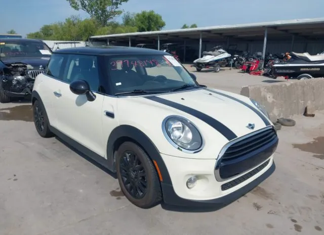 2018 MINI  - Image 1.