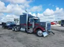 1998 PETERBILT  - Image 1.