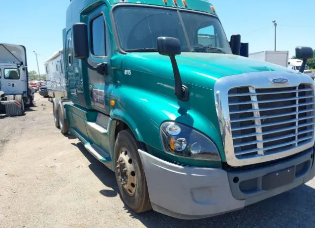 2015 FREIGHTLINER  - Image 1.