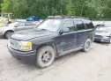 2003 GMC  - Image 2.