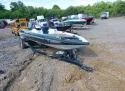 2000 STRATOS BASSBOAT 0