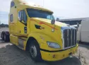 2015 PETERBILT  - Image 2.