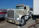 1984 PETERBILT  - Image 2.