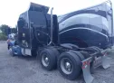 2005 KENWORTH  - Image 3.