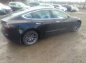 2019 TESLA  - Image 4.