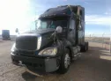 2006 FREIGHTLINER  - Image 2.