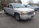 2004 GMC  - Image 1.