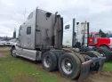 2013 PETERBILT  - Image 3.