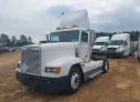 2000 FREIGHTLINER  - Image 2.