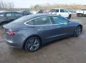 2019 TESLA  - Image 4.