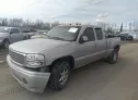 2004 GMC  - Image 2.