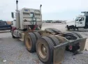 2000 PETERBILT  - Image 3.