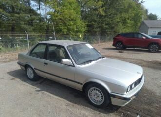  1991 BMW  - Image 0.