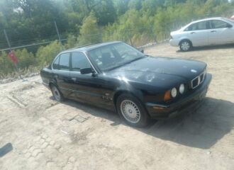  1995 BMW  - Image 0.