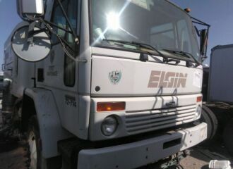  2004 STERLING TRUCK  - Image 0.