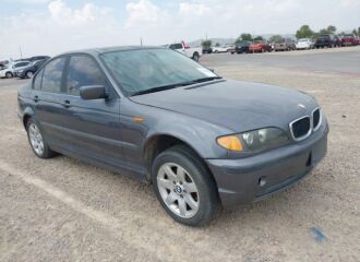  2003 BMW  - Image 0.