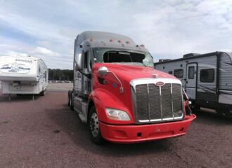  2013 PETERBILT  - Image 0.