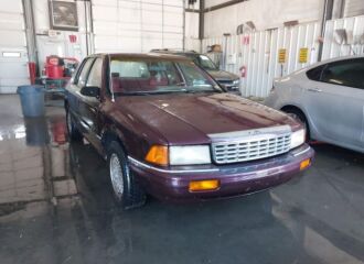  1993 PLYMOUTH  - Image 0.