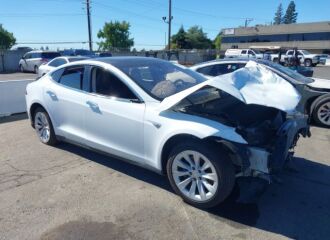  2015 TESLA  - Image 0.