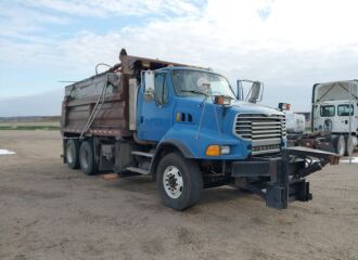  2006 STERLING TRUCK  - Image 0.