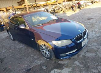  2011 BMW  - Image 0.