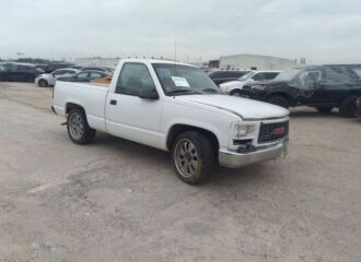  1996 GMC  - Image 0.