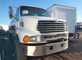  2001 STERLING TRUCK  - Image 0.