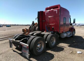  2018 PETERBILT  - Image 0.