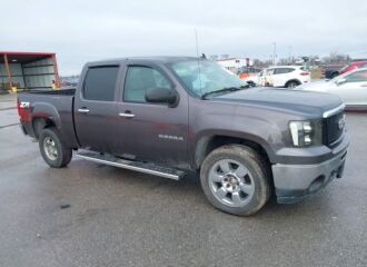  2010 GMC  - Image 0.