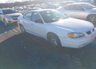  2004 PONTIAC  - Image 0.