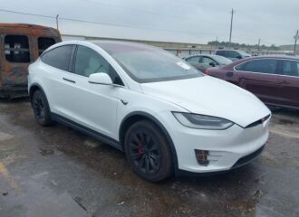  2016 TESLA  - Image 0.