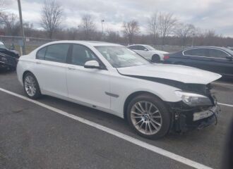  2015 BMW  - Image 0.