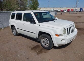  2010 JEEP  - Image 0.