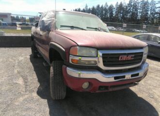  2004 GMC  - Image 0.