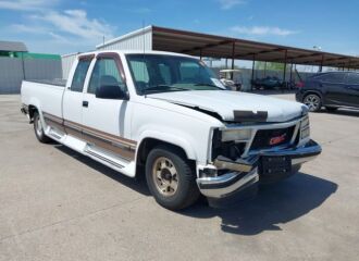  1996 GMC  - Image 0.