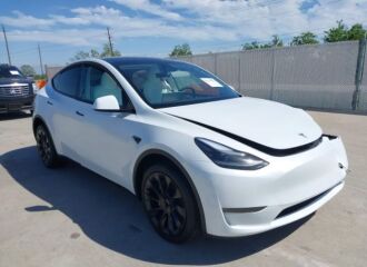  2024 TESLA  - Image 0.