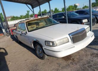  1997 LINCOLN  - Image 0.