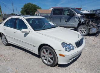  2004 MERCEDES-BENZ  - Image 0.